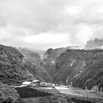 乌蒙山_黄果树