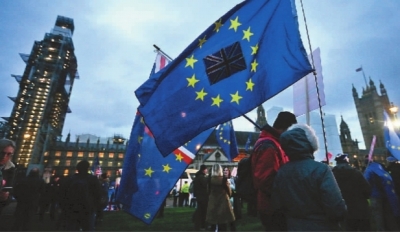 脱欧协议表决引发英国政治地震