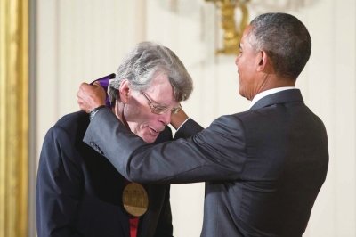 斯蒂芬·金获授美国国家艺术勋章