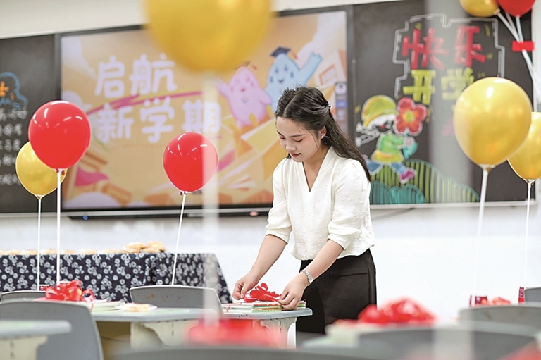 他们，用岁月守护琅琅书声——第42个教师节特别报道