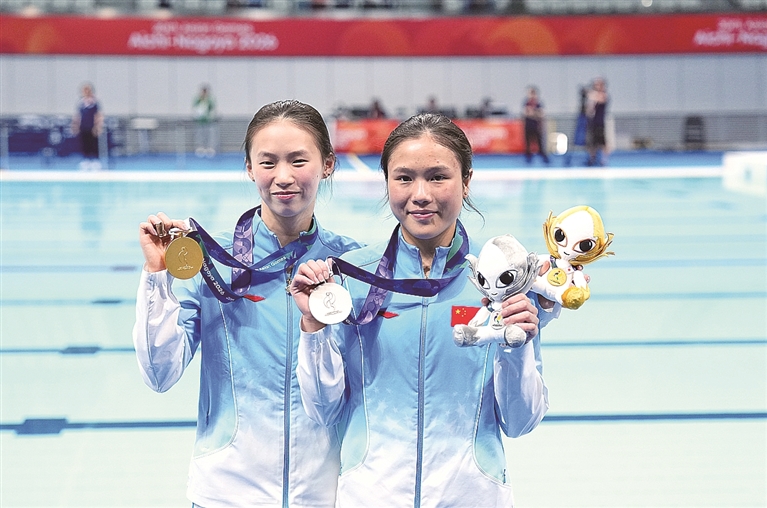 “有一股力量，一代代传下来”——陈芋汐谈中国跳水队的成长与传承