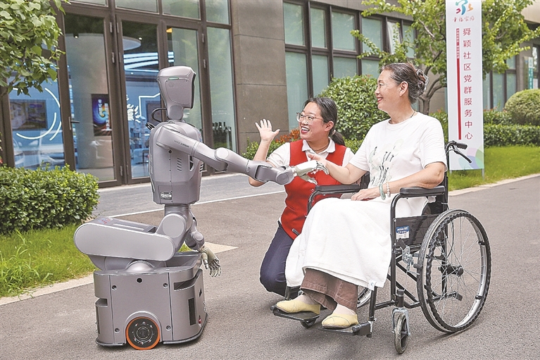 从能用到好用，养老机器人还要迈几道坎