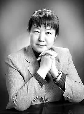 张凤兰:着眼于"人"的发展